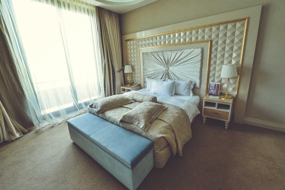 Gabala Garden Hotel Exterior foto A bedroom at the hotel