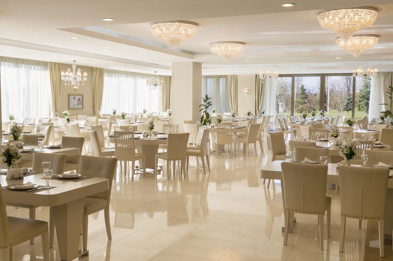 Gabala Garden Hotel Exterior foto The restaurant